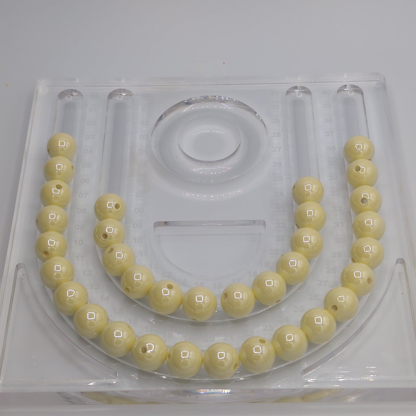 Glossy Round Beads - ~16mm, 10pcs