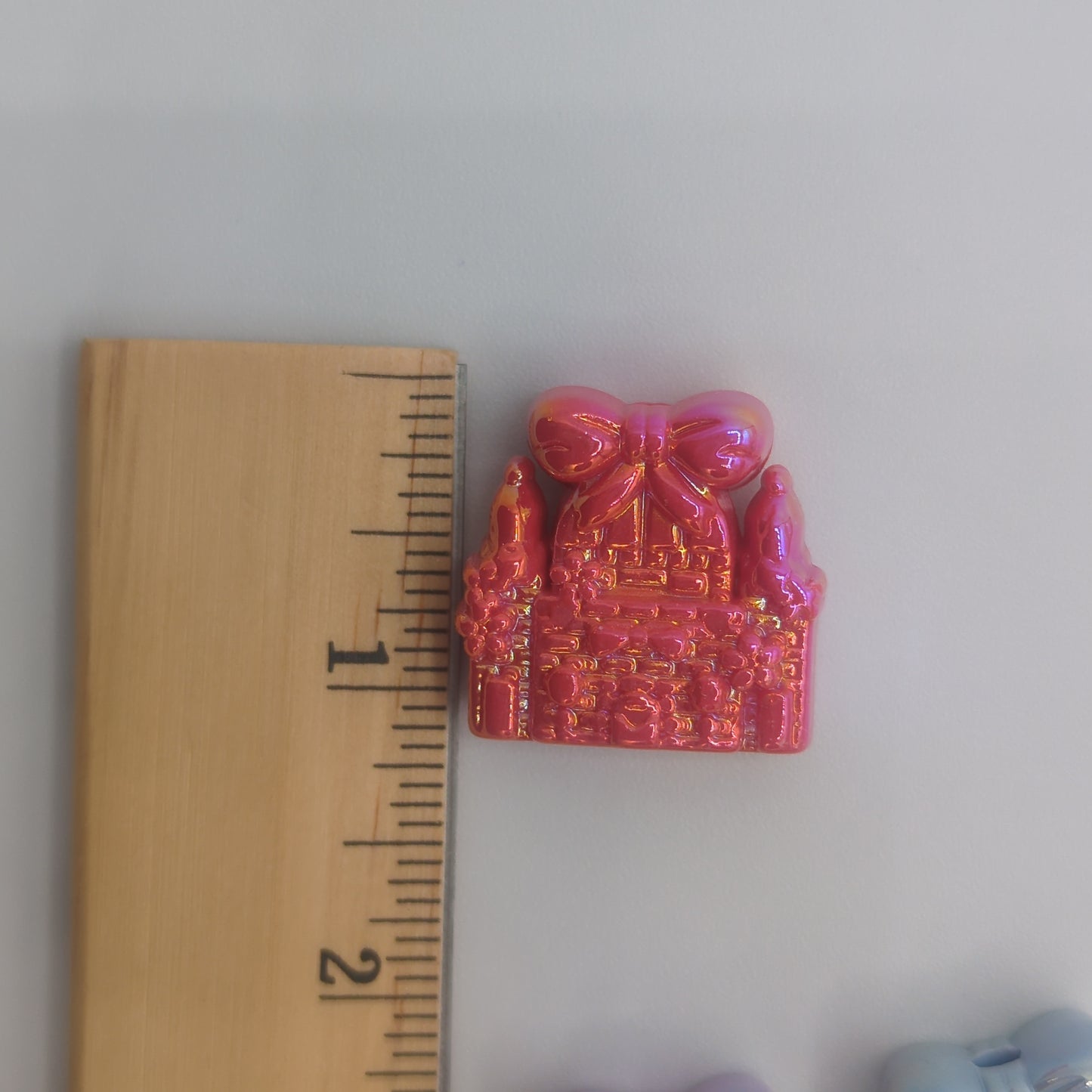 Iridescent Castle - Beads- 3pcs