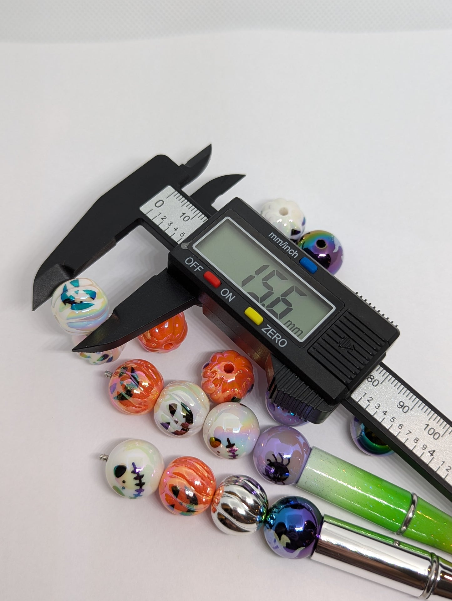 16mm Halloween Iridescent Bead - 5 pcs