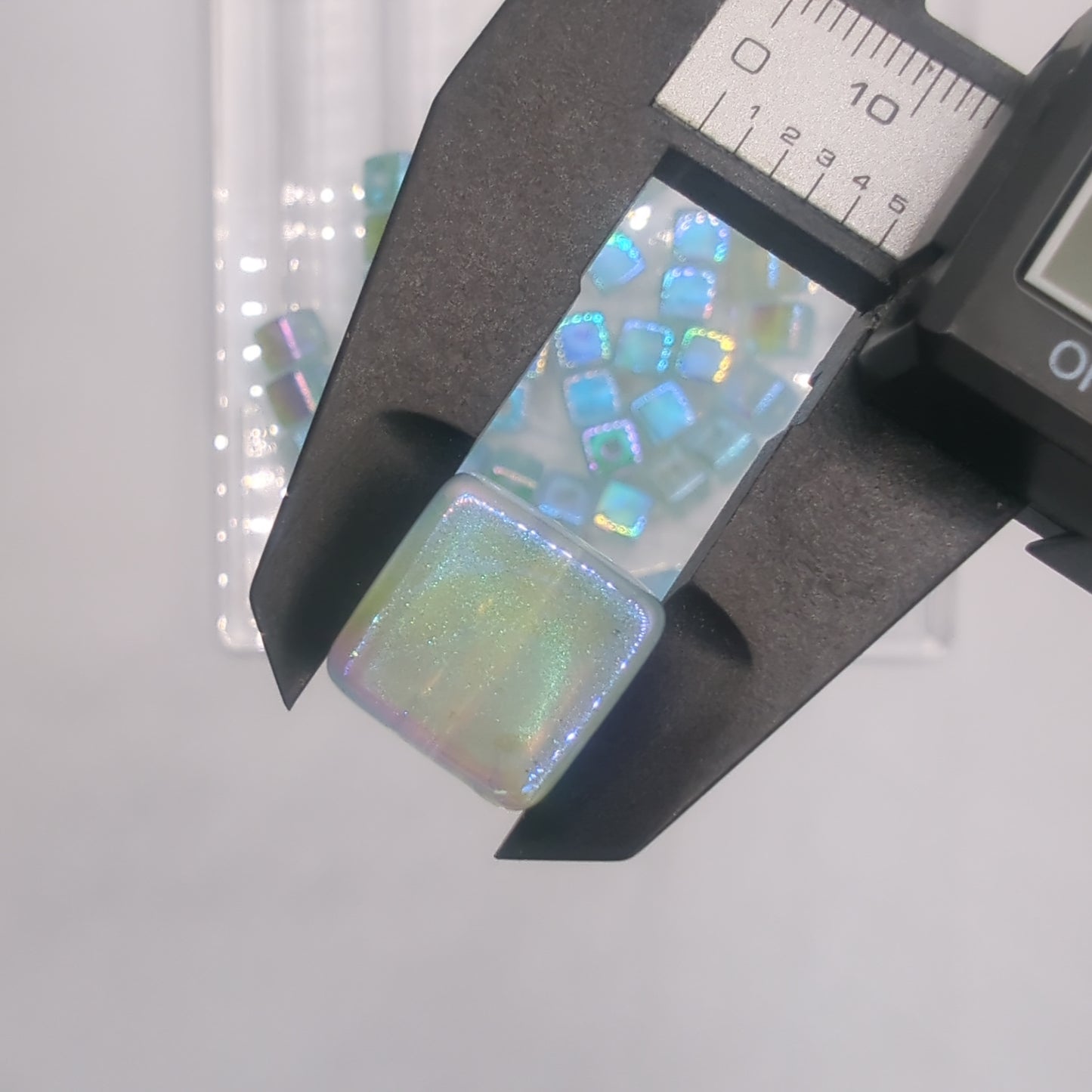 Light Blue Iridescent Radiant Cube Acrylic Beads - 20pcs