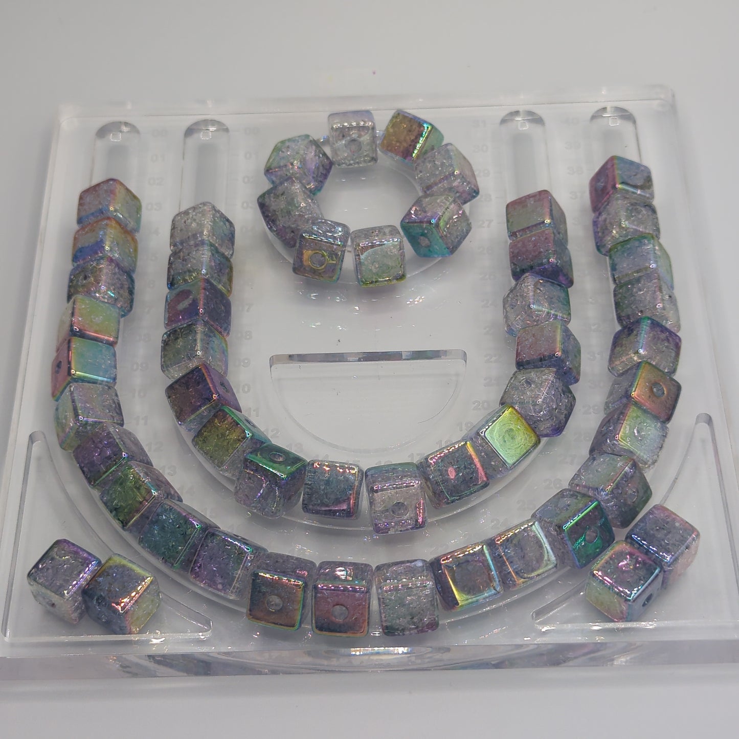 Cracked Iridescent Radiant Acrylic Cube Beads - 10pcs