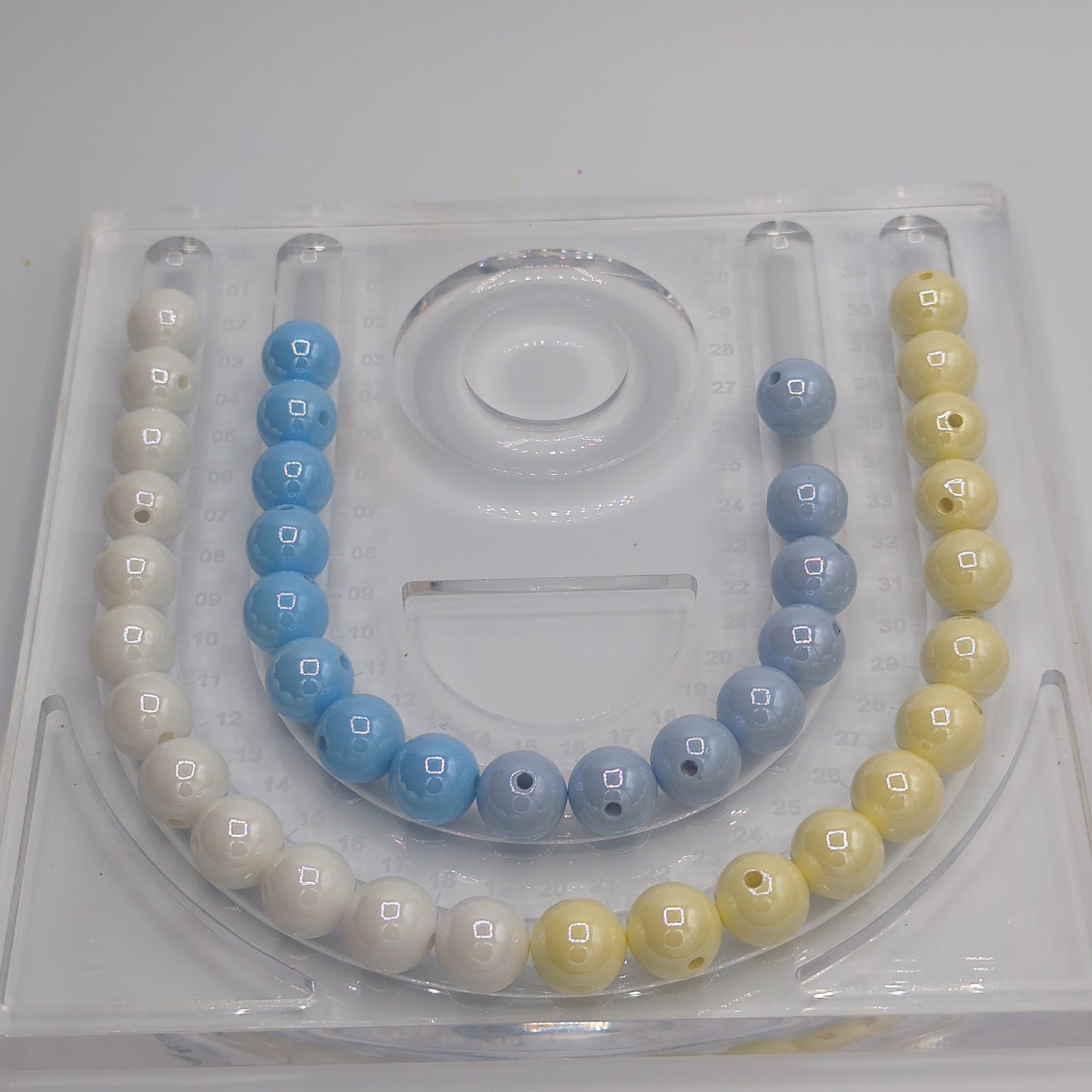 Glossy Round Beads - ~16mm, 10pcs