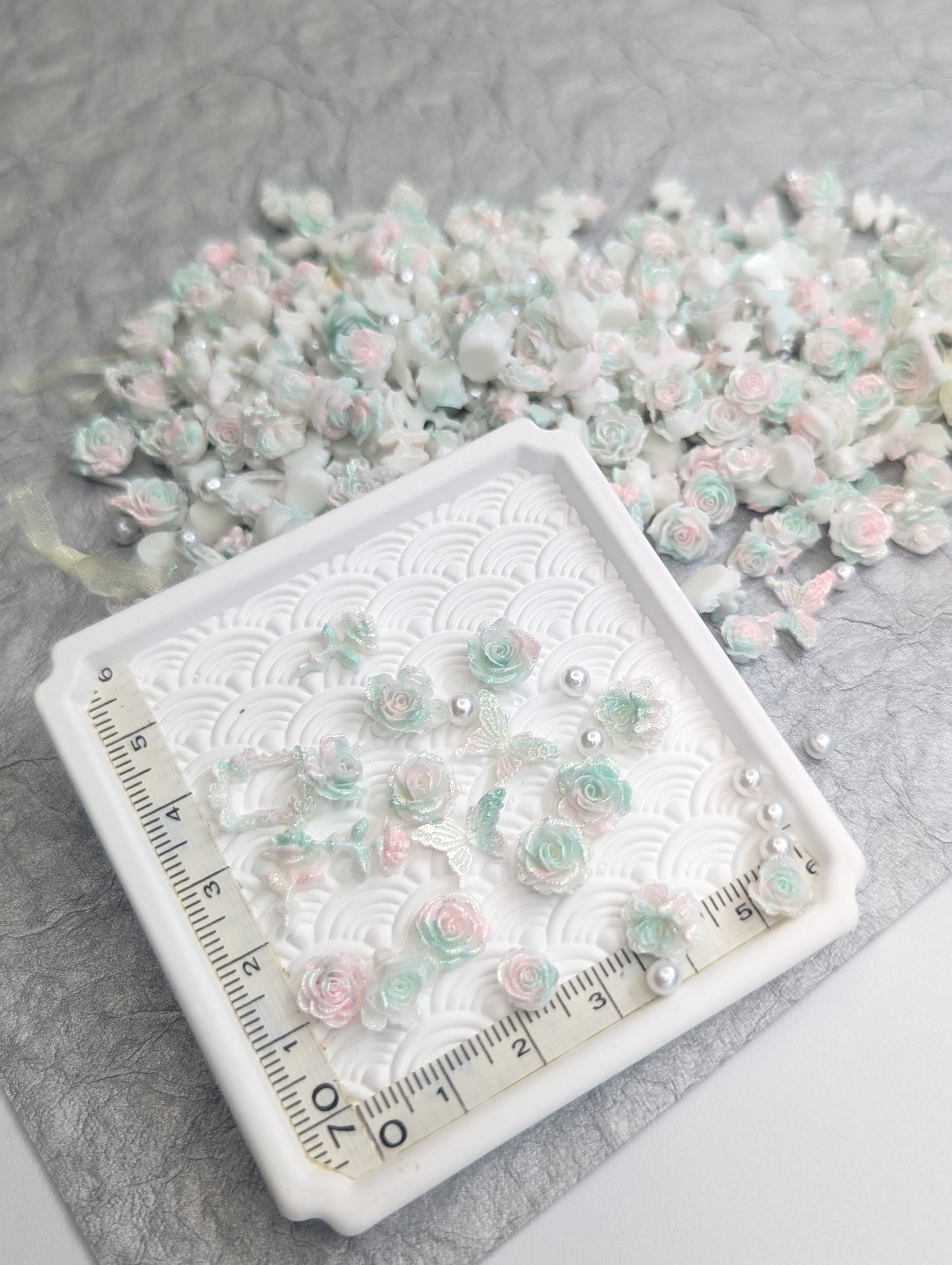 Glow & Sparkle Luminous Art Mix ~ 200 Pieces