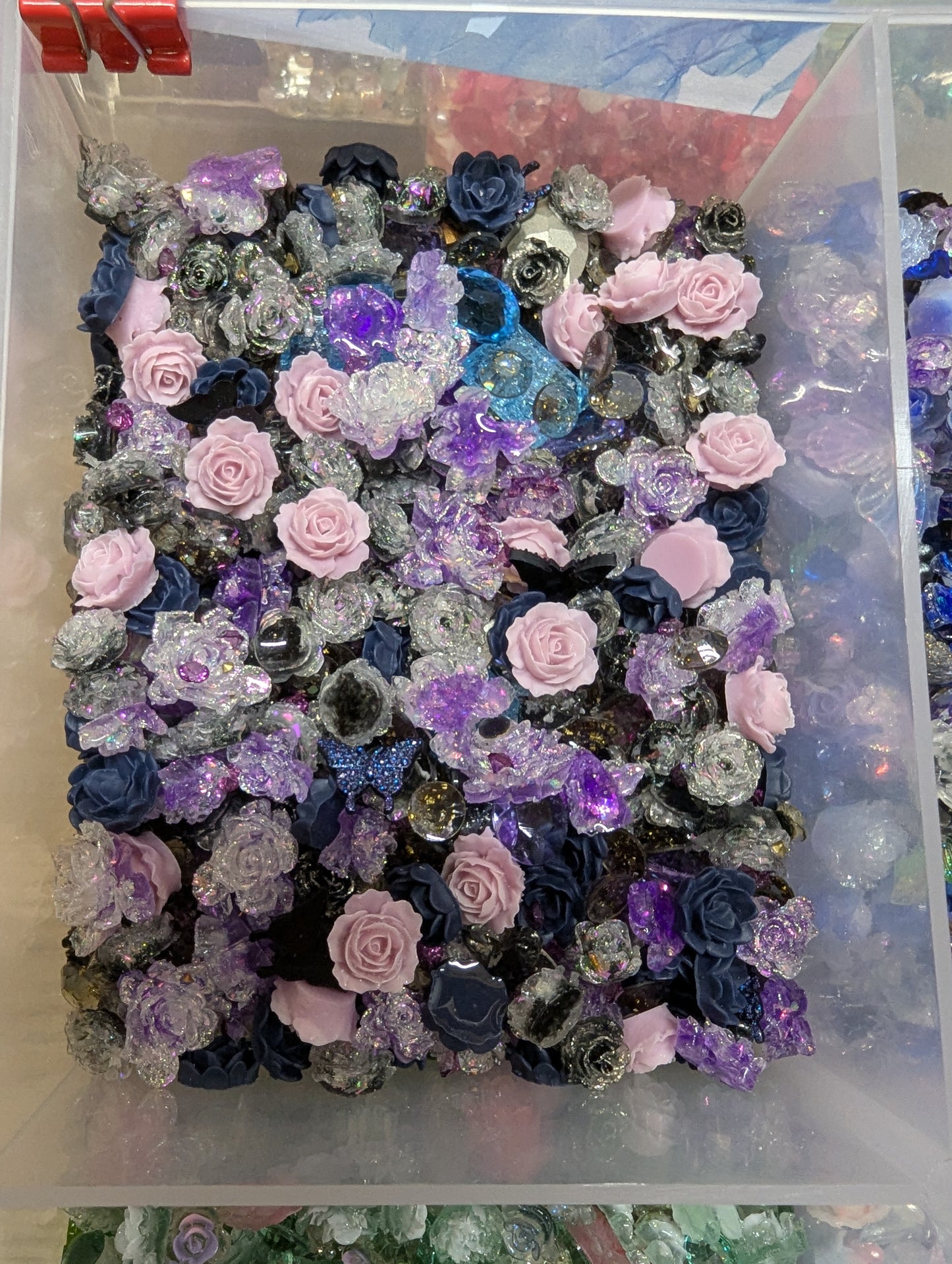 Twilight Resin Flower mix -glow in the dark