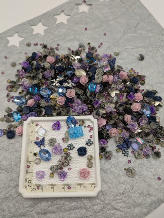 Twilight Resin Flower mix -glow in the dark