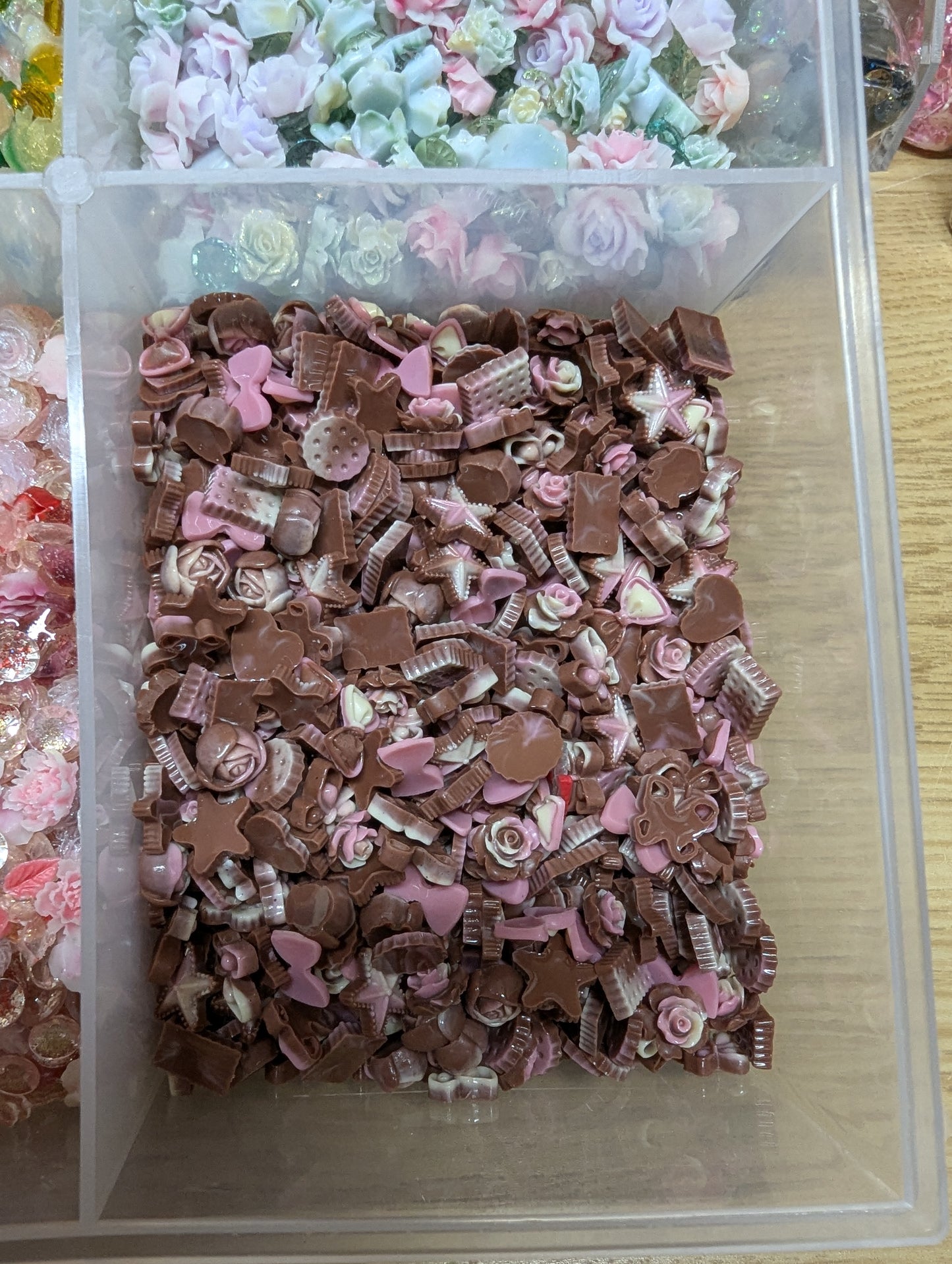 Cookie Garden Resin Flower mix -glow in the dark