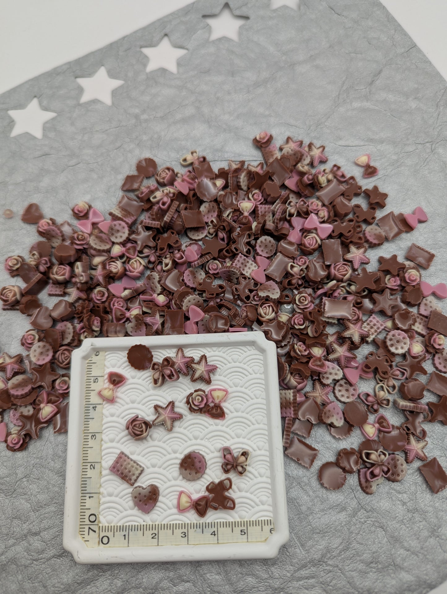 Cookie Garden Resin Flower mix -glow in the dark